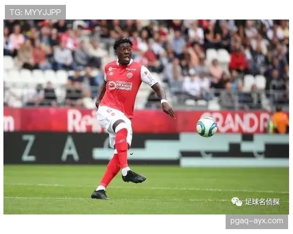 不来梅球员表现抢眼，球队奋力追赶取得突破性进展