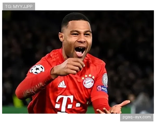 格纳布里今夜在德甲赛场表现稳健，速度与技术的完美结合令人备受期待