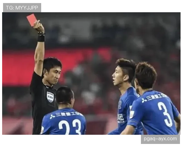 替补席纪律规则详解:裁判如何界定违规与处罚标准